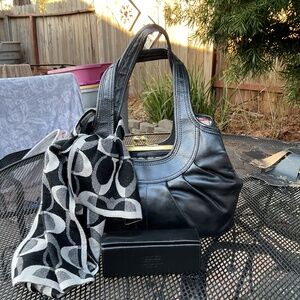 VINTAGE BLACK LEATHER COACH HANDBAG*MATCHING COACH SCARF*FREE GLASSES CASE * $40